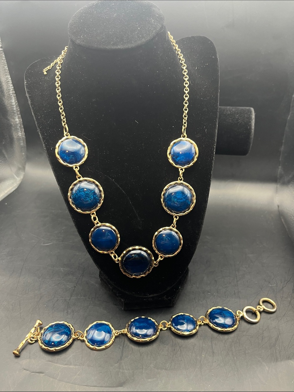 Vintage Blue Bauble Bib Necklace and earrings : Gold Toned Costume Jewelry